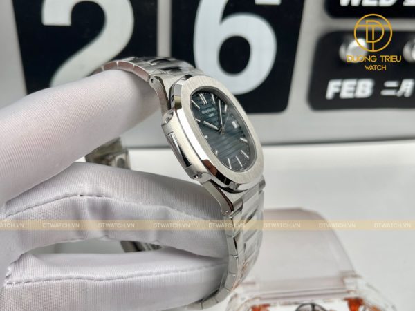 Đồng hồ Patek Philippe Nautilus 5711 bản thép Mặt Số Xanh Blue 40mm Replica 15 Đồng hồ Patek Philippe Nautilus 5711 bản thép Mặt Số Xanh Blue 40mm Replica