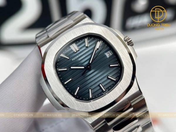 Đồng hồ Patek Philippe Nautilus 5711 bản thép Mặt Số Xanh Blue 40mm Replica 13 Đồng hồ Patek Philippe Nautilus 5711 bản thép Mặt Số Xanh Blue 40mm Replica