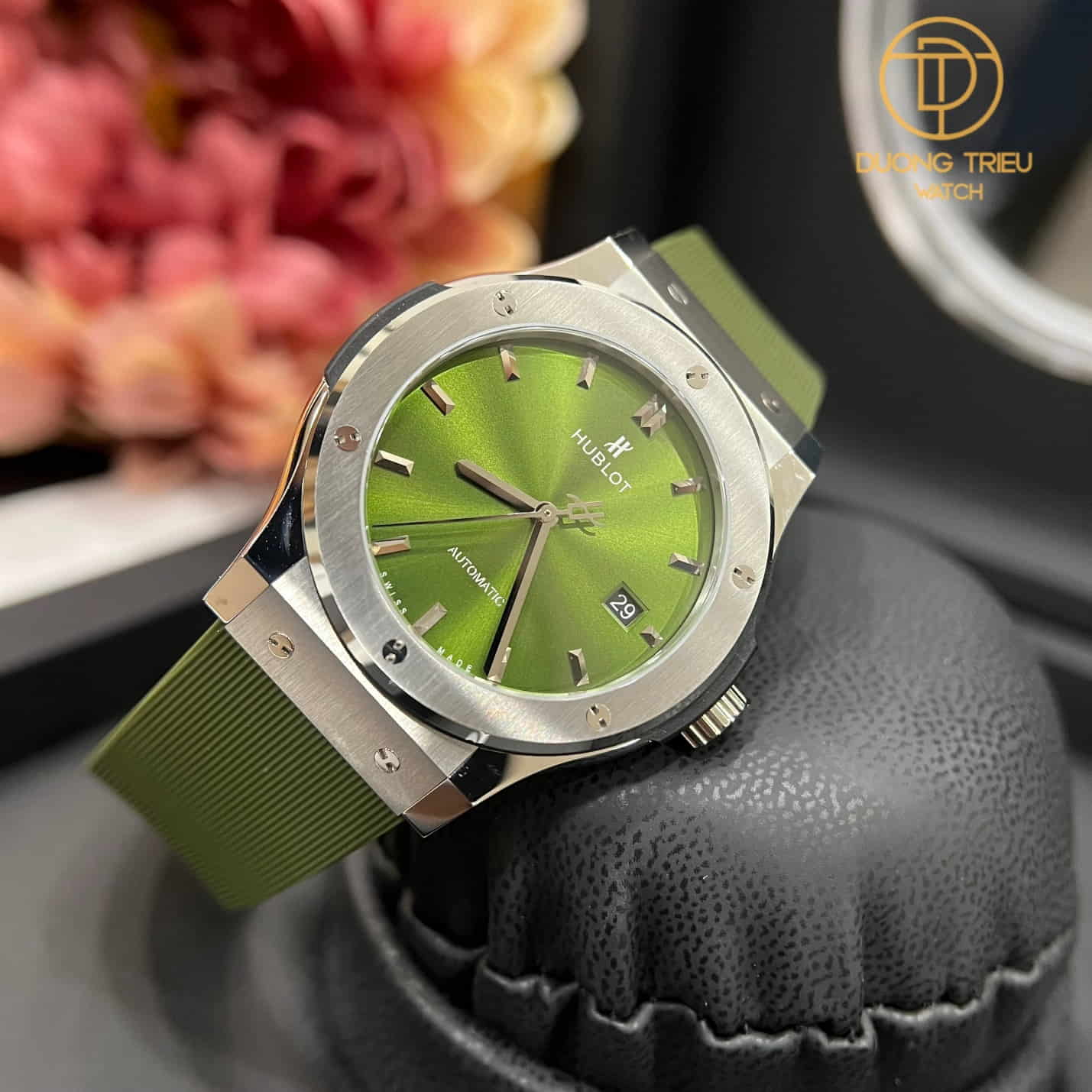 Hublot Classic Fusion 42mm mặt xanh rep 1 1