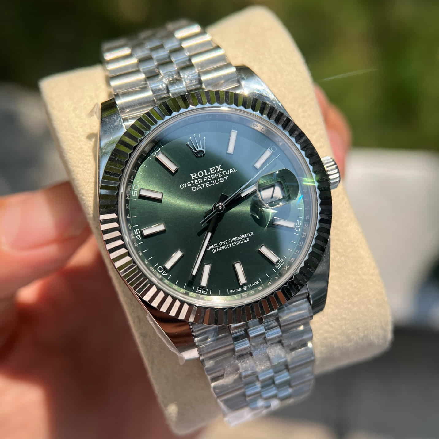 đồng hồ Rolex Datejust 41mm mặt xanh bạc hà 126334