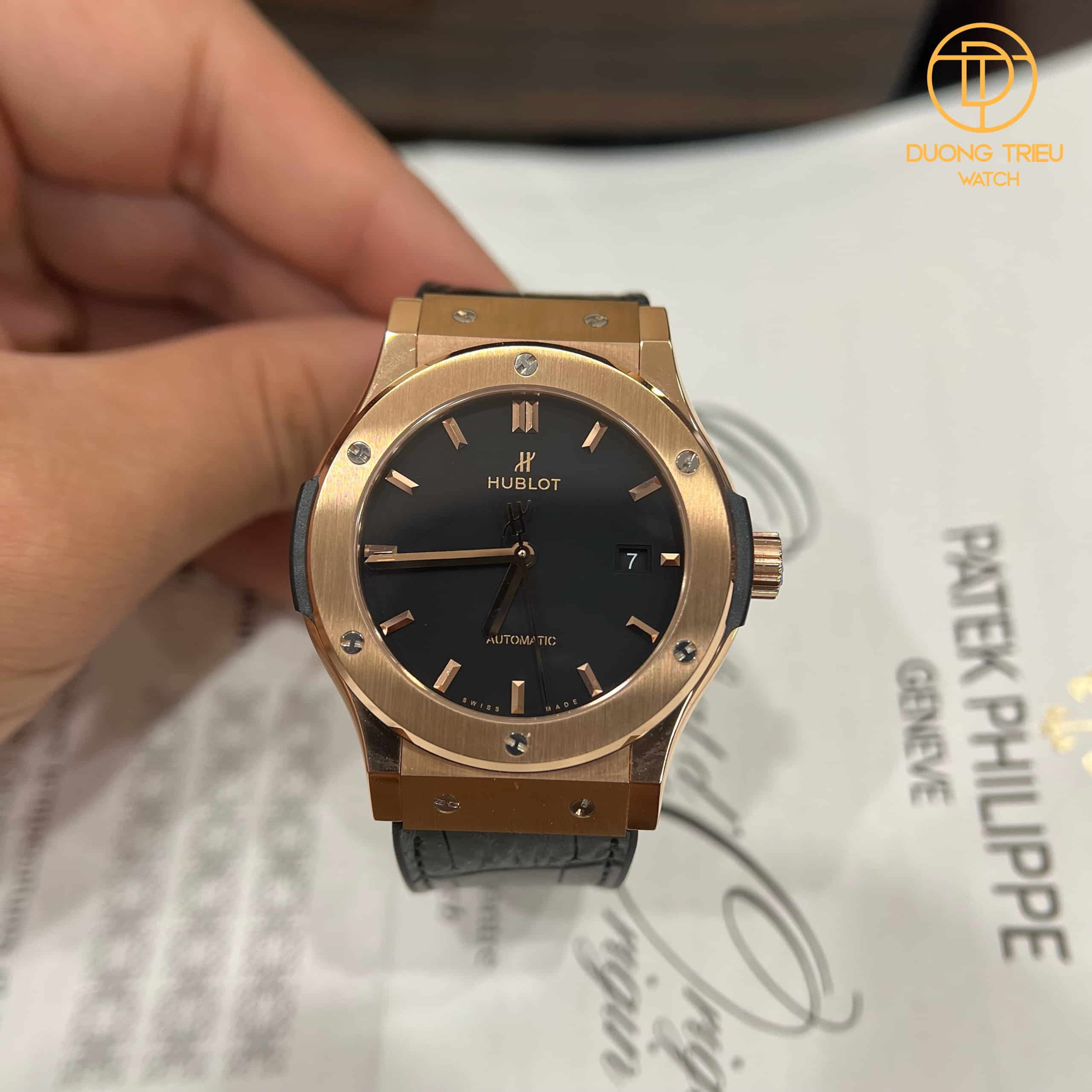 HUBLOT CLASSIC FUSION KING GOLD 42MM