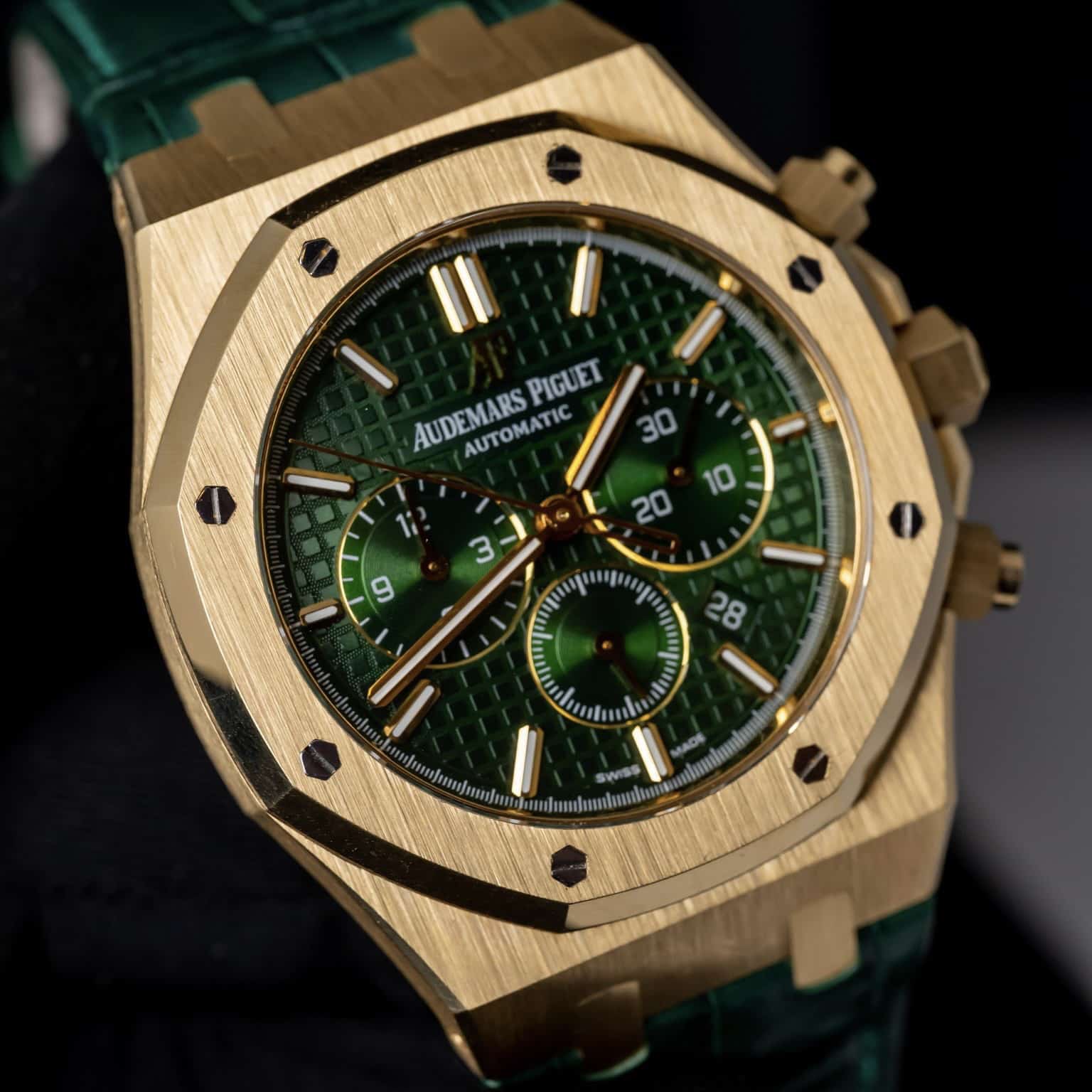 Đồng Hồ Audemars Piguet Royal Oak 41mm Pink Gold 26240or Chế Tác Vàng Đúc Nguyên Khối 18k 23 Đồng Hồ Audemars Piguet Royal Oak 41mm Pink Gold 26240or Chế Tác Vàng Đúc Nguyên Khối 18k
