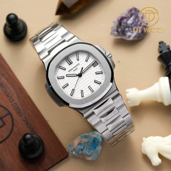 Đồng Hồ Patek Philippe Nautilus 5711 Size 40MM Quality 1:1 New 2023