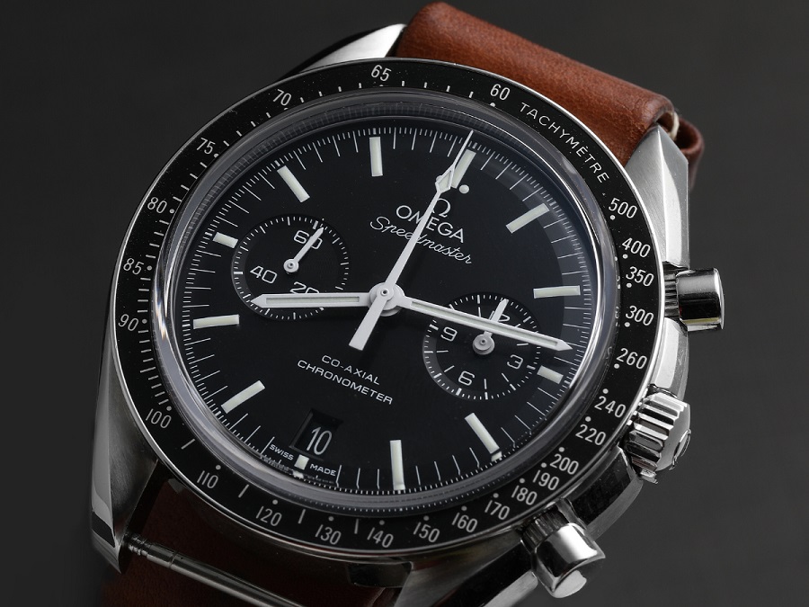 dong ho omega speedmaster bieu tuong cua su chinh xac